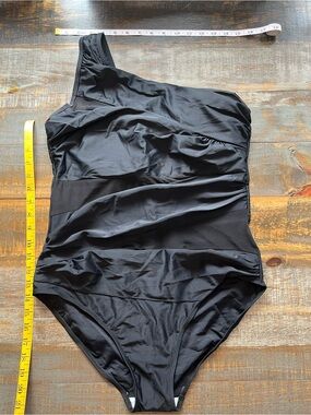 One-Shoulder Black Ruched Swimsuit